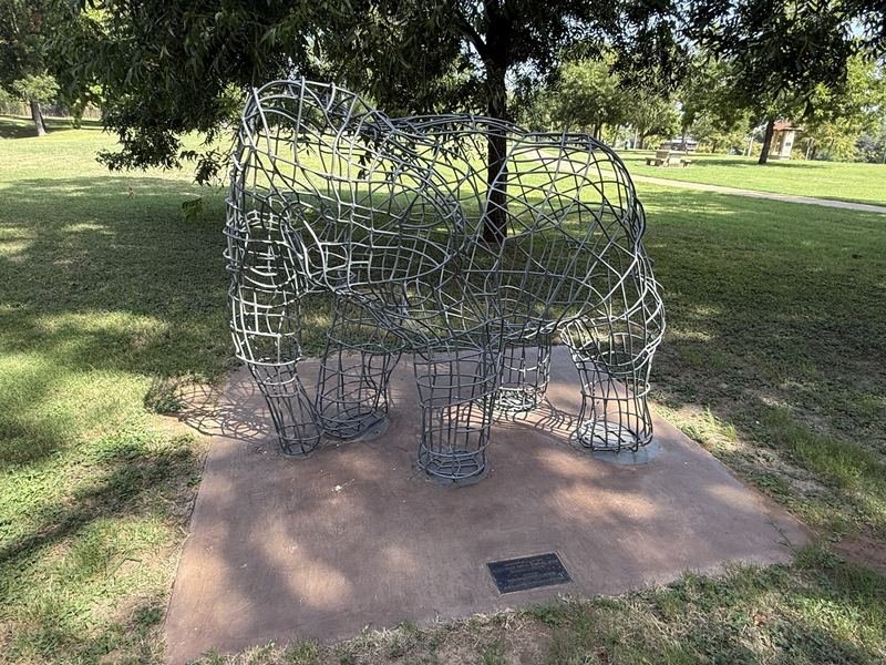 The Ones Made of Air — The woven wire, close up