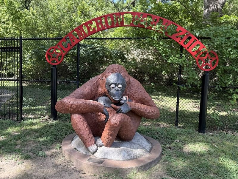 Razak & Auntie: “We Made It” — sculpture in Waco, Texas