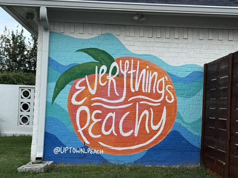 Everything’s Peachy — mural in Waco, Texas