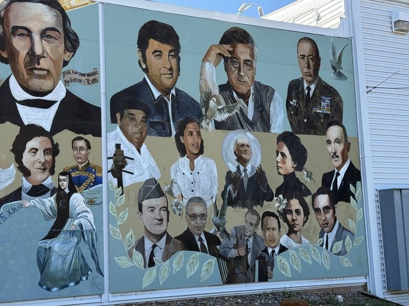 The gallery panel of La Dignidad depicting more than thirty local Hispanic leaders of Waco across generations