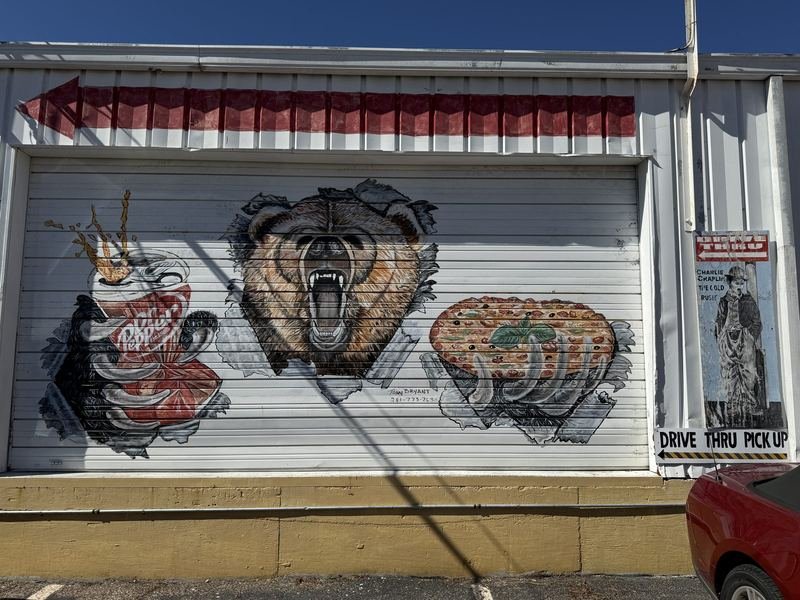 Vaudeville, With Extra Cheese — Tony Bryant's bear, mid-heist