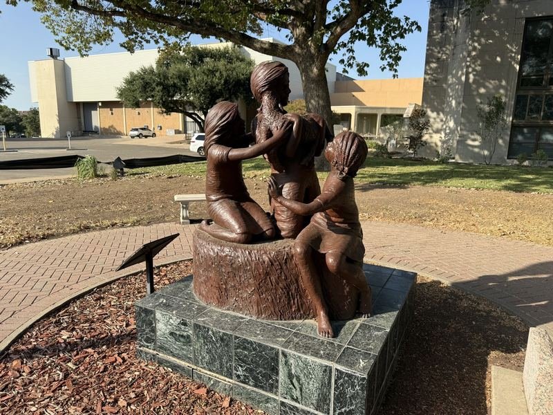 Skipper and the Turtle — Friendship is for all Seasons, Waco, Texas