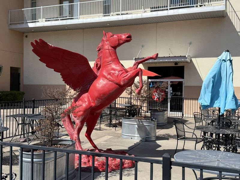 The Horse That Quit the Oil Business — statue in Waco, Texas